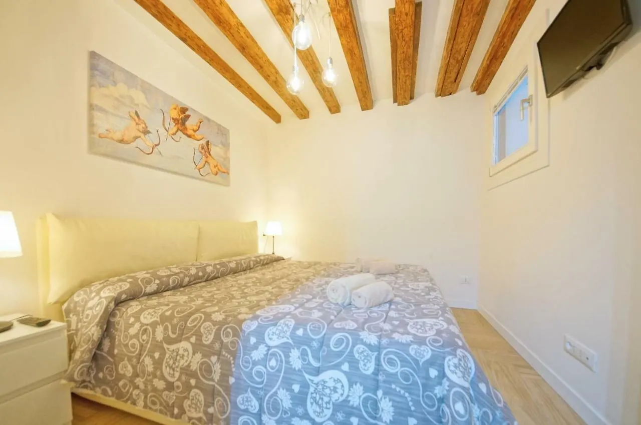 Dolcevita Apartments N 413 Venice