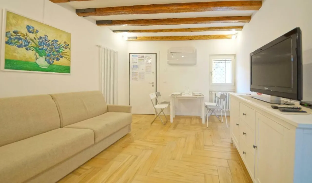 Dolcevita Apartments N 413 Venice