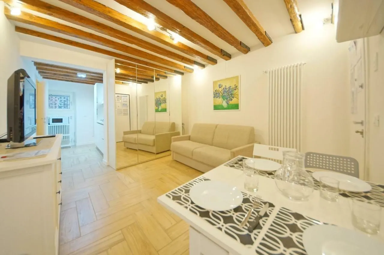 Dolcevita Apartments N 413 Venice