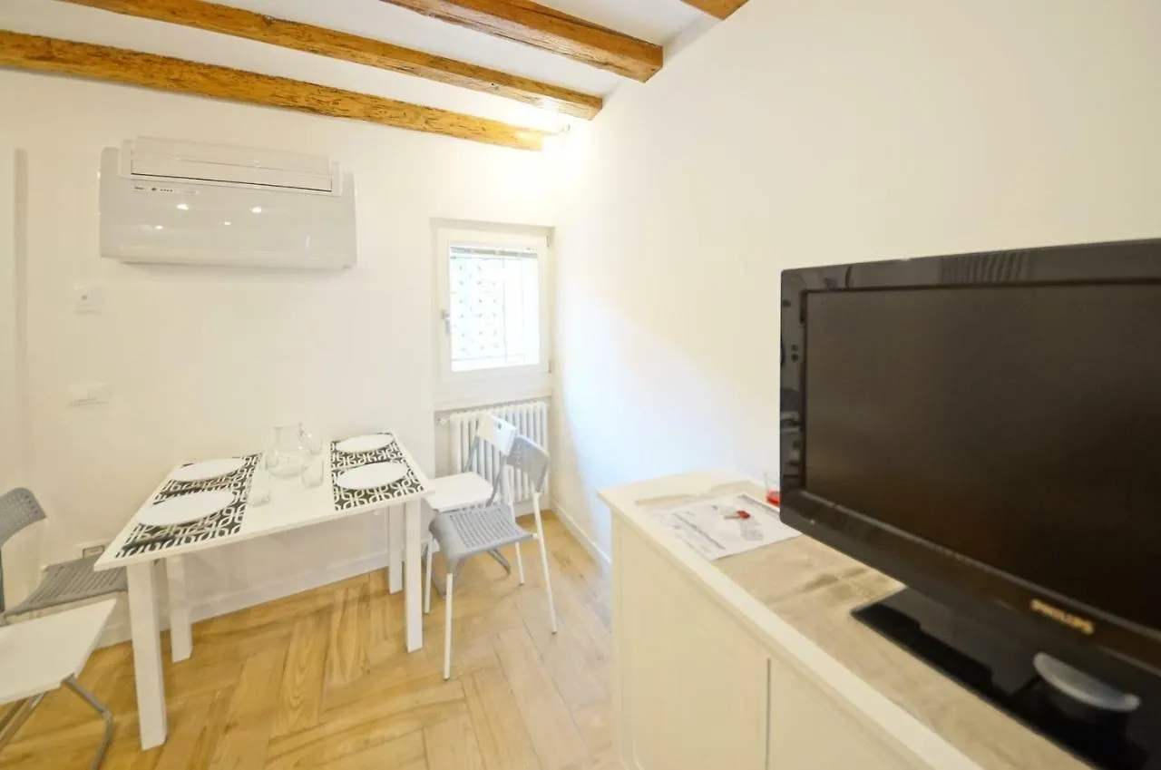 Dolcevita Apartments N 413 Venice Italy